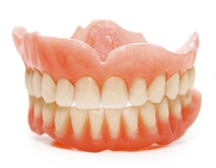 総義歯（総入れ歯）
